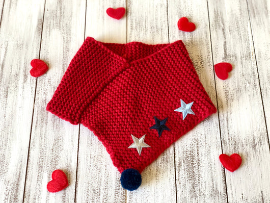 HUG ME red x stars